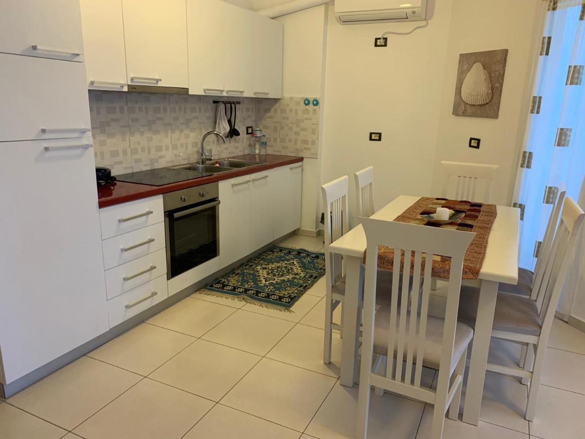 Gregor Apartments Sarande Exterior photo